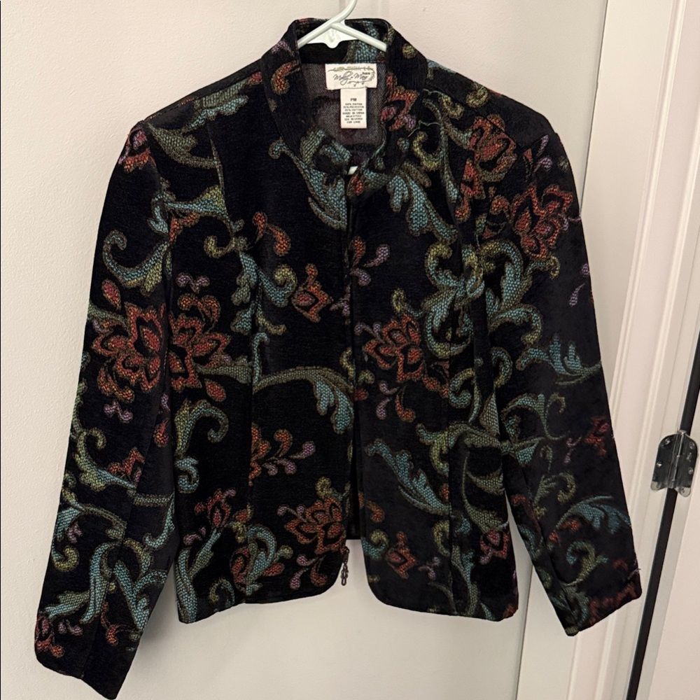 Molly and Maxx Vibrant Floral Women's Blazer